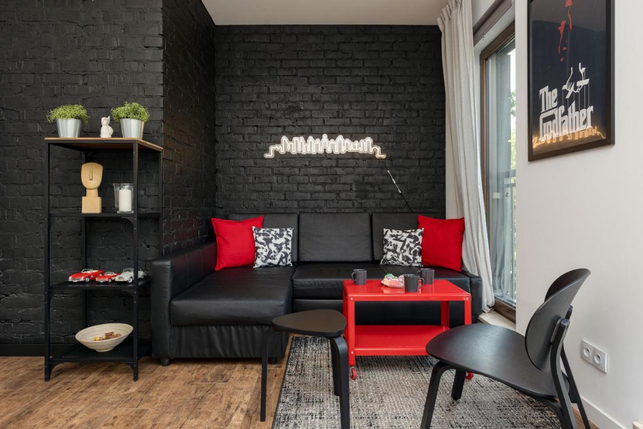Stylish & Trendy 1 Bedroom Apartment Wola With Parking By Renters Varsovie Extérieur photo