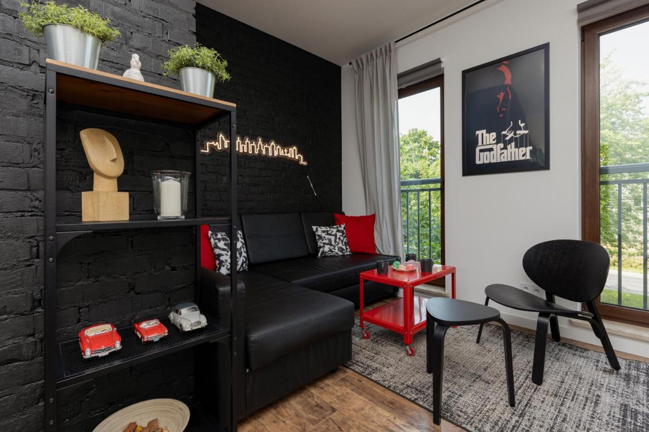 Stylish & Trendy 1 Bedroom Apartment Wola With Parking By Renters Varsovie Extérieur photo