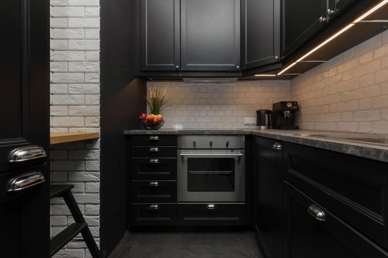 Stylish & Trendy 1 Bedroom Apartment Wola With Parking By Renters Varsovie Extérieur photo